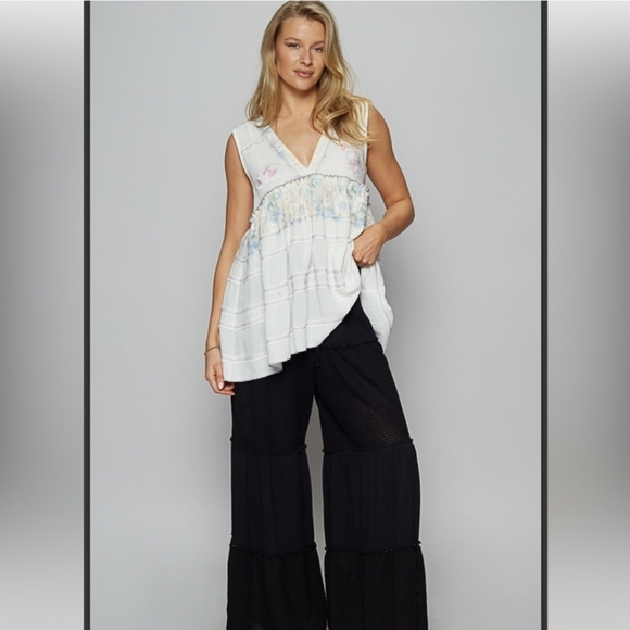 POL Tops - POL Boho Floral Embroidered White Sleeveless Top Shabby Chic